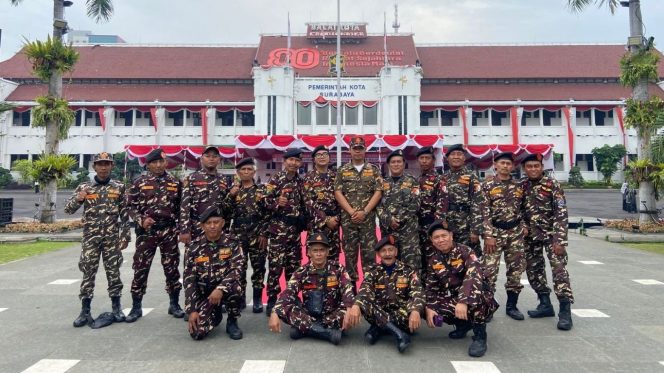 
					Satkorcab Banser Kota Surabaya Ikuti Upacara Bela Negara
