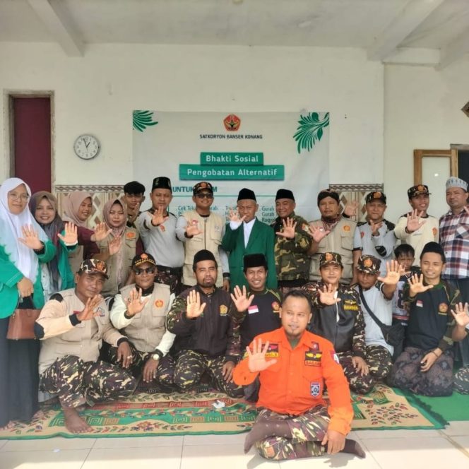 
					Banser Husada Satkorcab Surabaya Gelar Pengobatan Alternatif Gratis di Konang Bangkalan